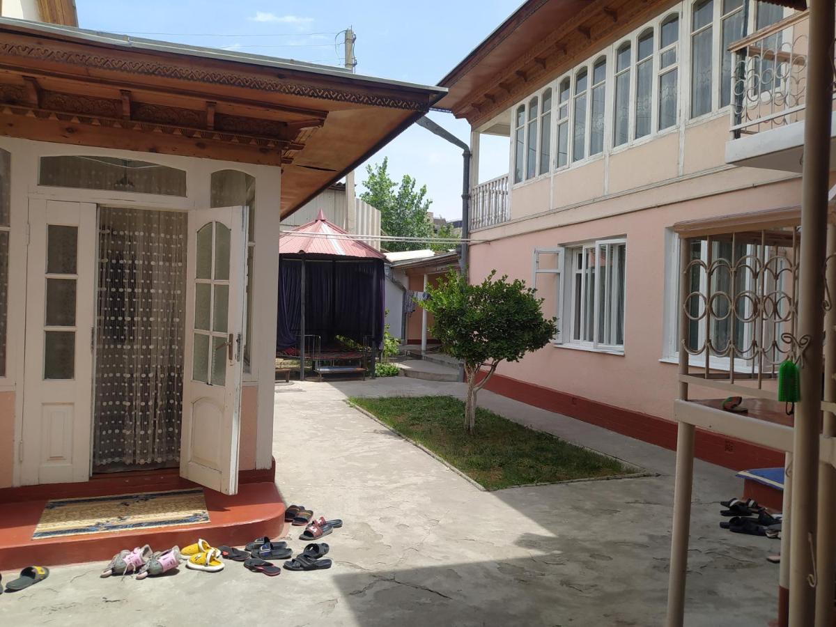 Гостевой Дом Конок Osh Bagian luar foto